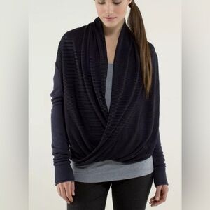 lululemon 6 iconic wrap Blue Black Stripe Sweater Pullover